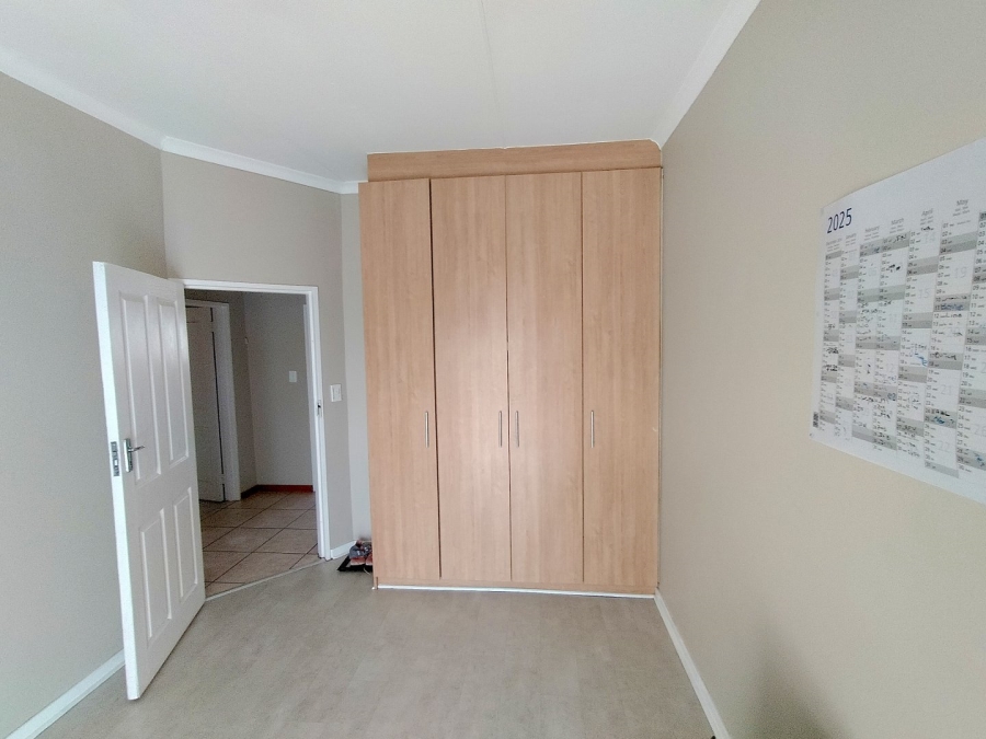 3 Bedroom Property for Sale in Langenhovenpark Free State
